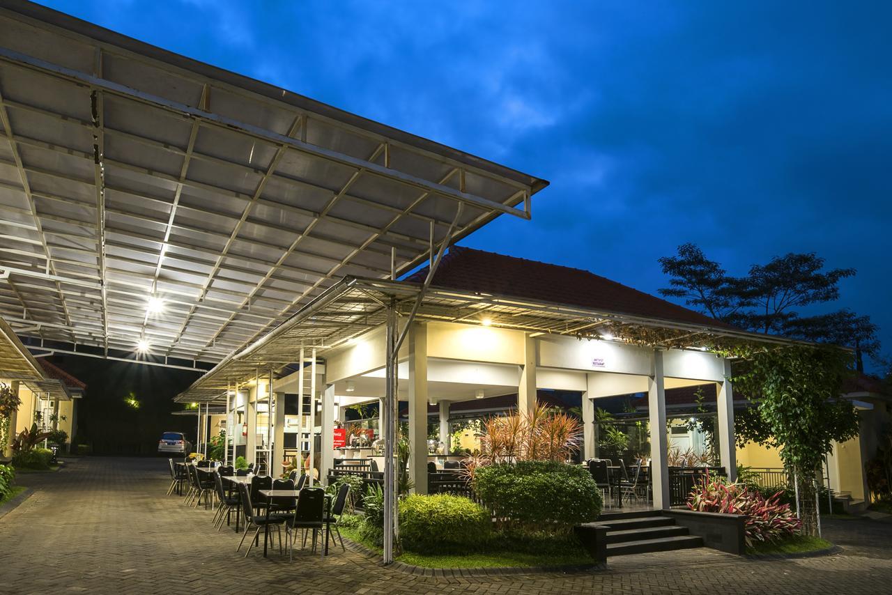 Riverstone Hotel & Cottage Batu  Zewnętrze zdjęcie