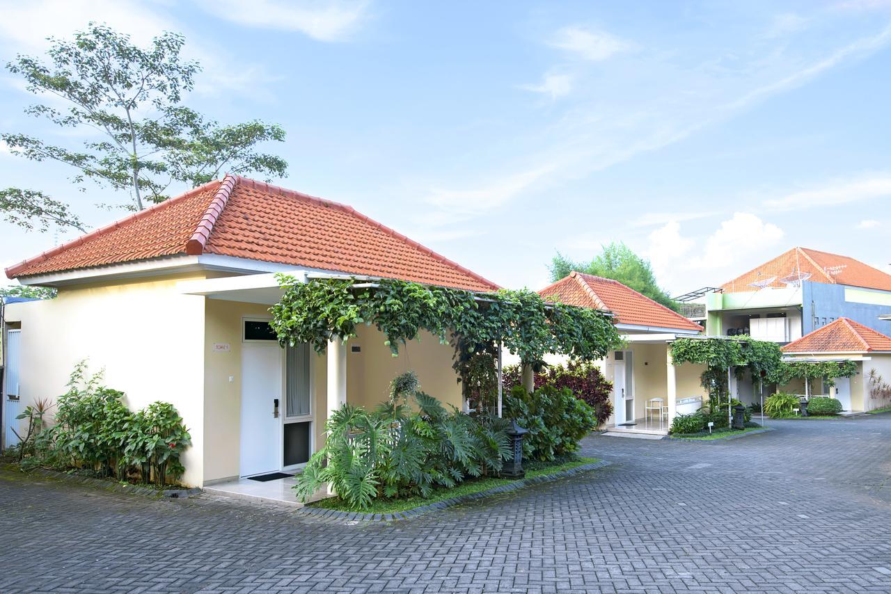 Riverstone Hotel & Cottage Batu  Zewnętrze zdjęcie